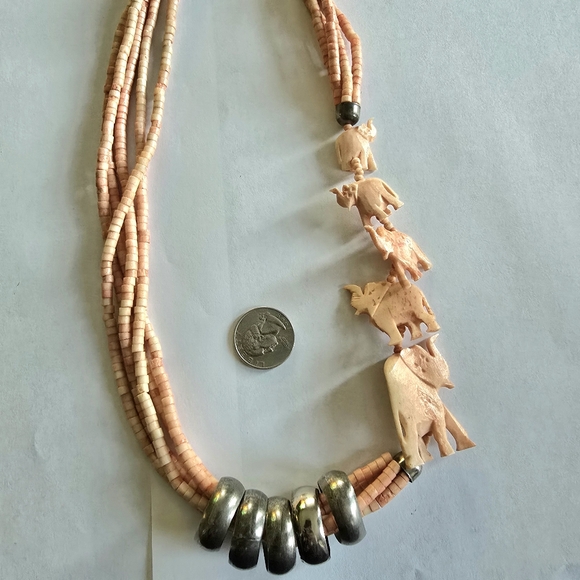 Vintage elephant necklace pink peach silver tone boho bohemian tribal - Picture 6 of 16